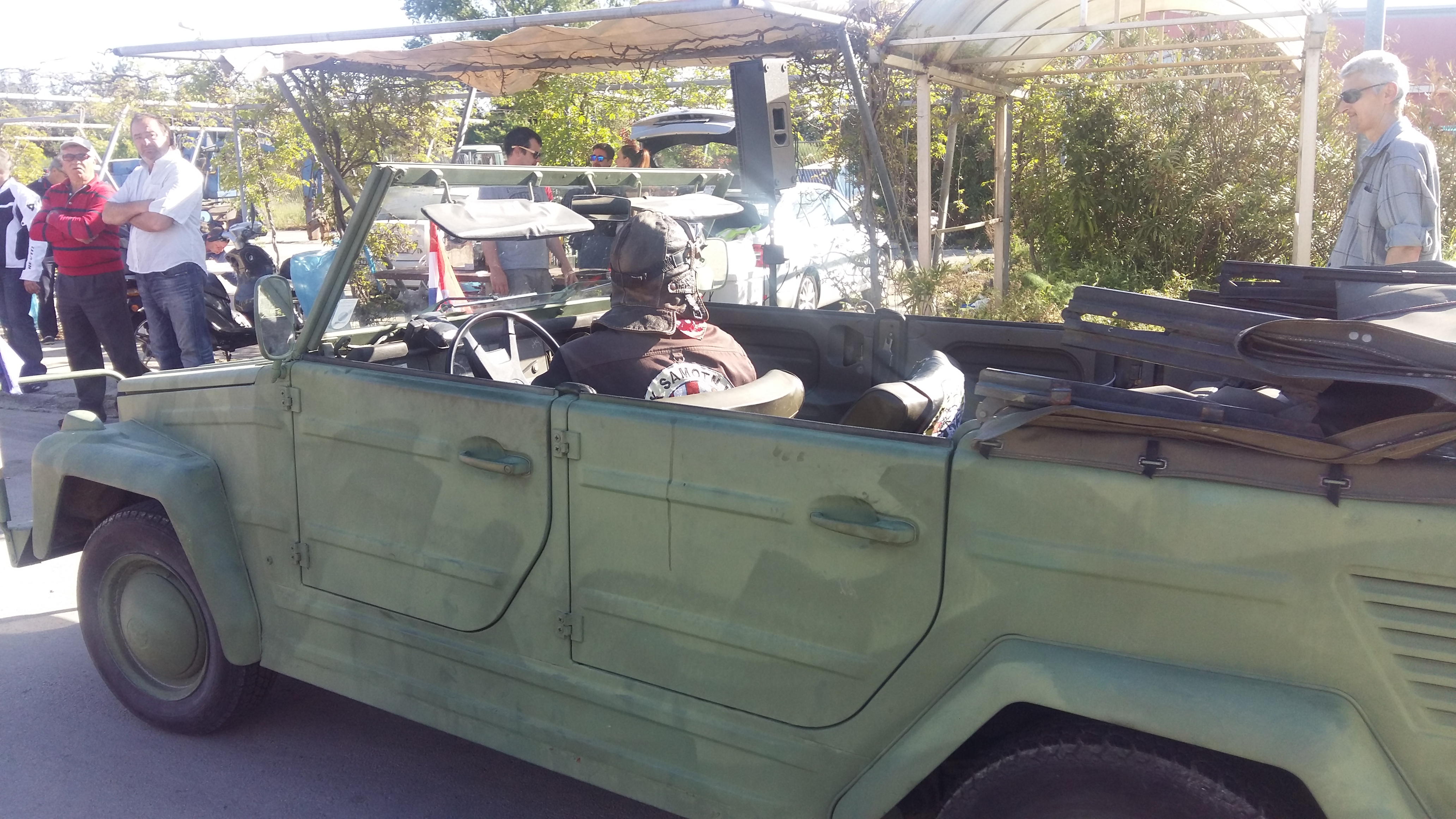 Start utrke oldtimera u uvali Bregdetti