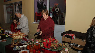 Bibinje: Božićni sajam na Trgu Franje Tuđmana Bibinje: Božićni sajam na Trgu Franje Tuđmana