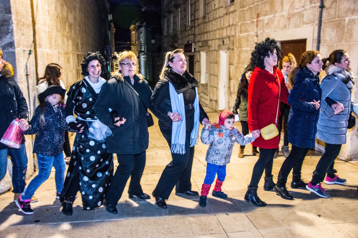 Paški zimski karneval 2017 – Zadnji dan i zadnje kolo Paški zimski karneval 2017 – Zadnji dan i zadnje kolo