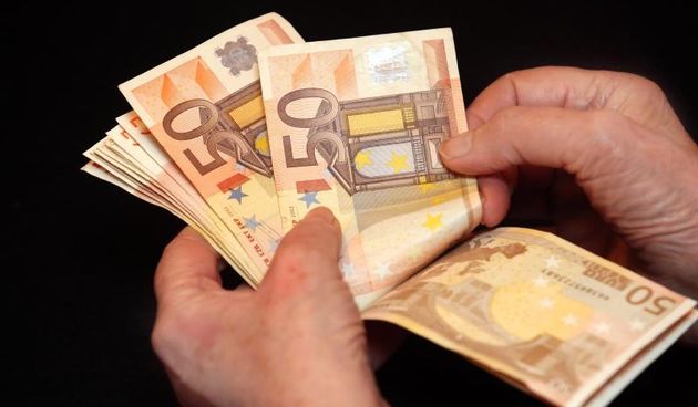 Euro, jedinstvena europska valuta koja je u uporabi 1. sijecnja 1999