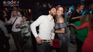 Ludnica u Saturnusu: Najbolji doček u svemiru i šire Ludnica u Saturnusu: Najbolji doček u svemiru i šire