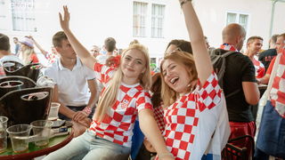 Navijačko ludilo u Zadru za vrijeme i nakon finala Svjetskog prvenstva Navijačko ludilo u Zadru za vrijeme i nakon finala Svjetskog prvenstva