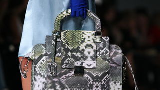 Zagreb, 300911.
Zagrebacki velesajam.
Modna revija Dove Fashion.hr proljece – ljeto 2012.
Na slici: revija Hera, Robert Sever.
Foto: Biljana Gaurina / CROPIX Zagreb, 300911.
Zagrebacki velesajam.
Modna revija Dove Fashion.hr proljece – ljeto 2012.
Na slici: revija Hera, Robert Sever.
Foto: Biljana Gaurina / CROPIX