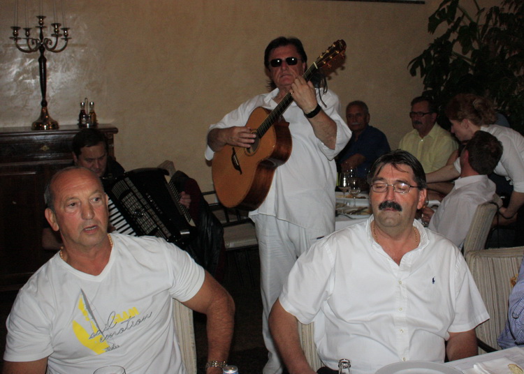 Restoran Niko: Ćiro Gašparac i klape na degustaciji Krauthakerovih vina, Foto: Mladen Malik