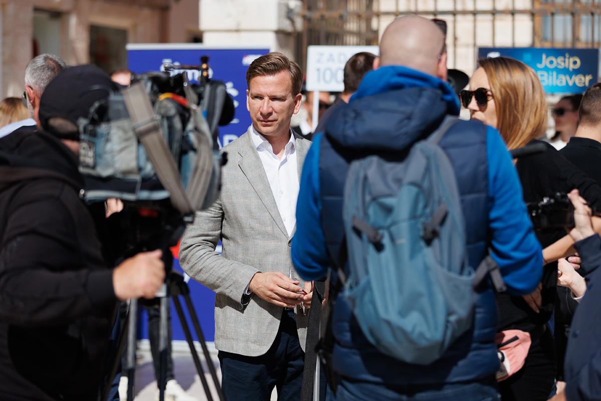 Đir po gradu, subotnja špica, 12. travnja 2025. Đir po gradu, subotnja špica, 12. travnja 2025.