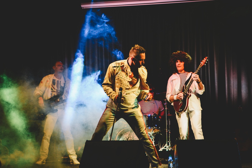 VAK”AN”ZA Sport & Music Fiestival: Tribute to Queen VAK”AN”ZA Sport & Music Fiestival: Tribute to Queen