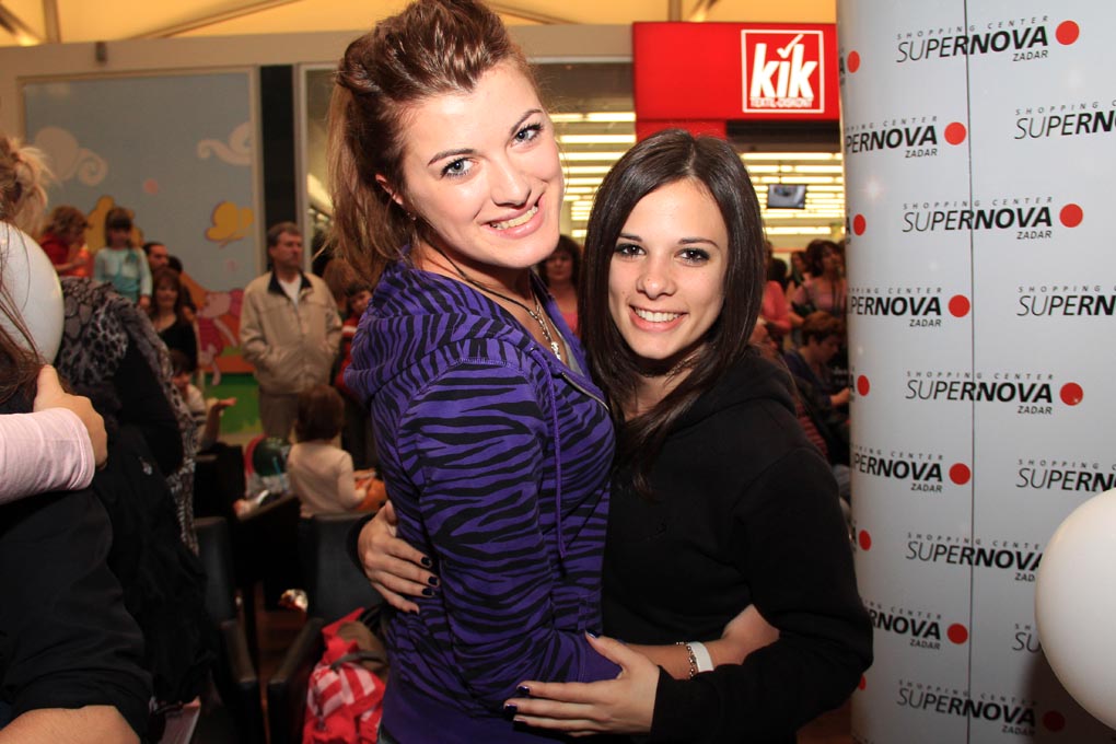 Image 685897 (auto) Image 685897 (auto)