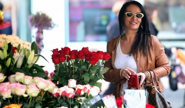 Mirna Berend zabavljala se s prijateljima na zagrebackoj spici. Photo: Borna Filic/PIXSELL