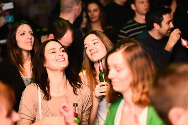 Mjesni Odbor u Maraschino Baru. Foto: Iva Perinčić Mjesni Odbor u Maraschino Baru. Foto: Iva Perinčić