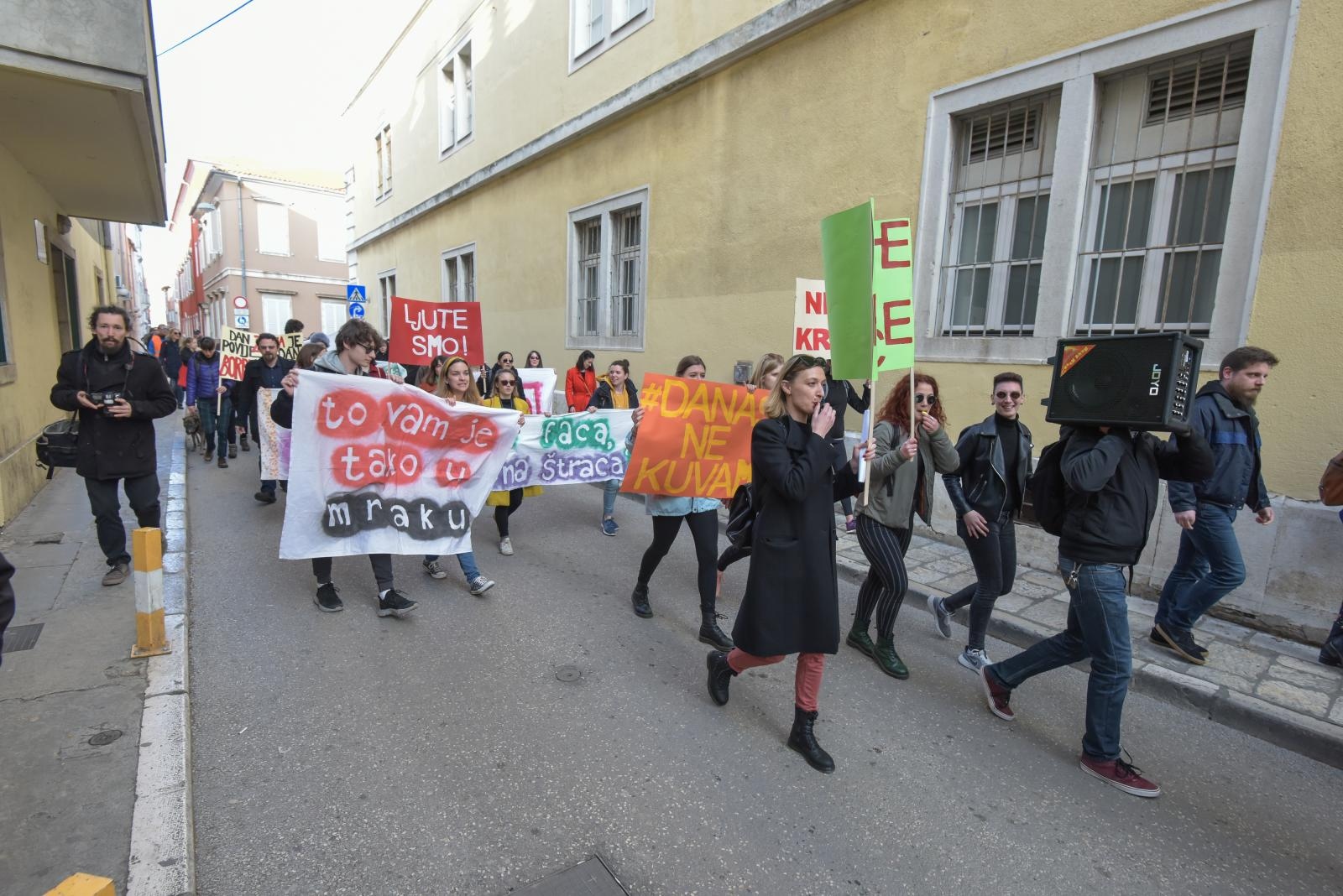 Dan žena: Marš u organizaciji udruge Antifijaka