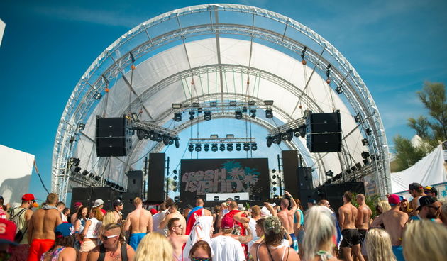 Aquarius: After beach party i Fresh island opening