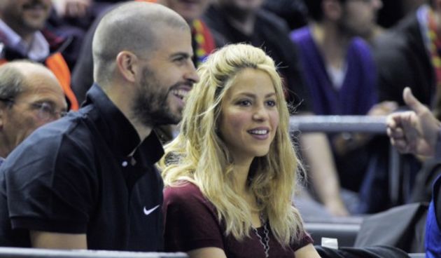 Pique i Shakira uživaju u košarkaškoj utakmici