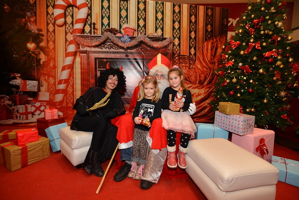 Sveti Nikola u Supernova centru 6. prosinca 2016.  Foto: Iva Perinčić