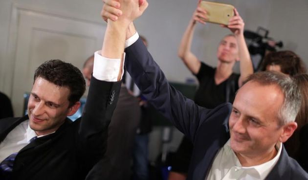 Atmosfera u stozeru Mosta nezavisnih lista. Bozo Petrov i Drago Prgomet. Photo: Grgur Zucko/PIXSELL