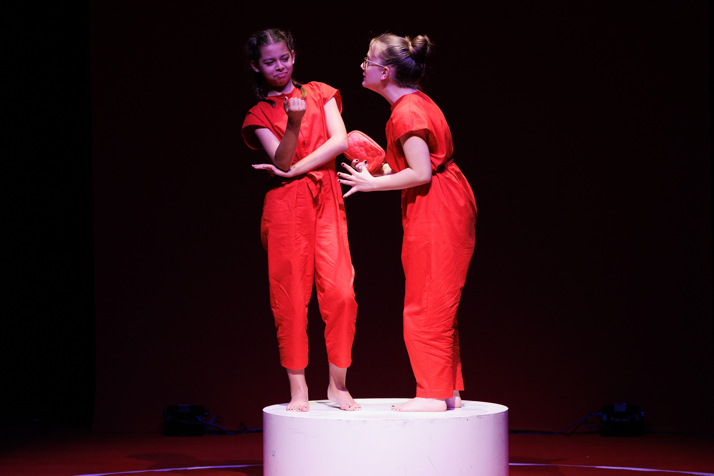 Igrajmo se: Zabranjeno mlađima od 15 strana A