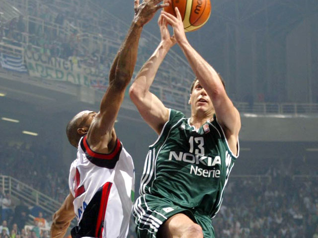 Diamantidis u akciji