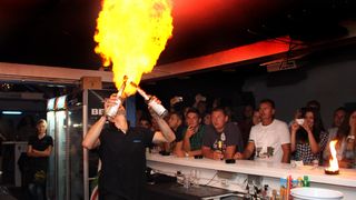 Noštromo bar Vir: Crazy flame night vol #3, foto: Iva Perinčić Noštromo bar Vir: Crazy flame night vol #3, foto: Iva Perinčić