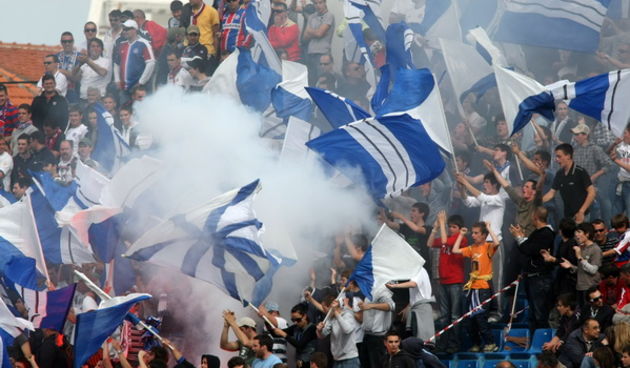 Zadar, 260409.
Stadion Stanovi.
Nogometna utakmica 28. kola T-com 1.HNL, NK Zadar – NK Hajduk.
Na fotografiji: Tornado.
Foto: Vladimir / Ivanov / CROPIX