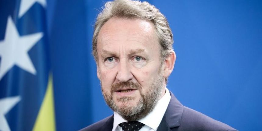 Bakir Izetbegović Bakir Izetbegović