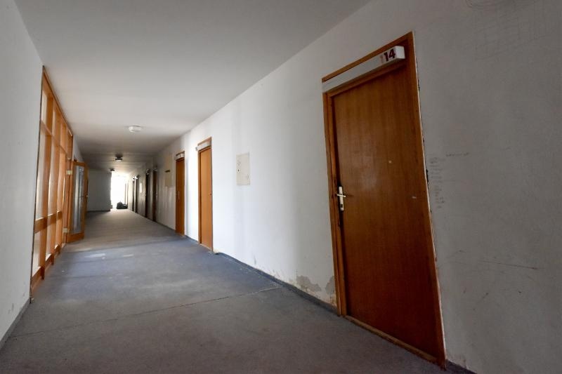Zatvara se hotel Iž, foto: Dino Stanin/PIXSELL