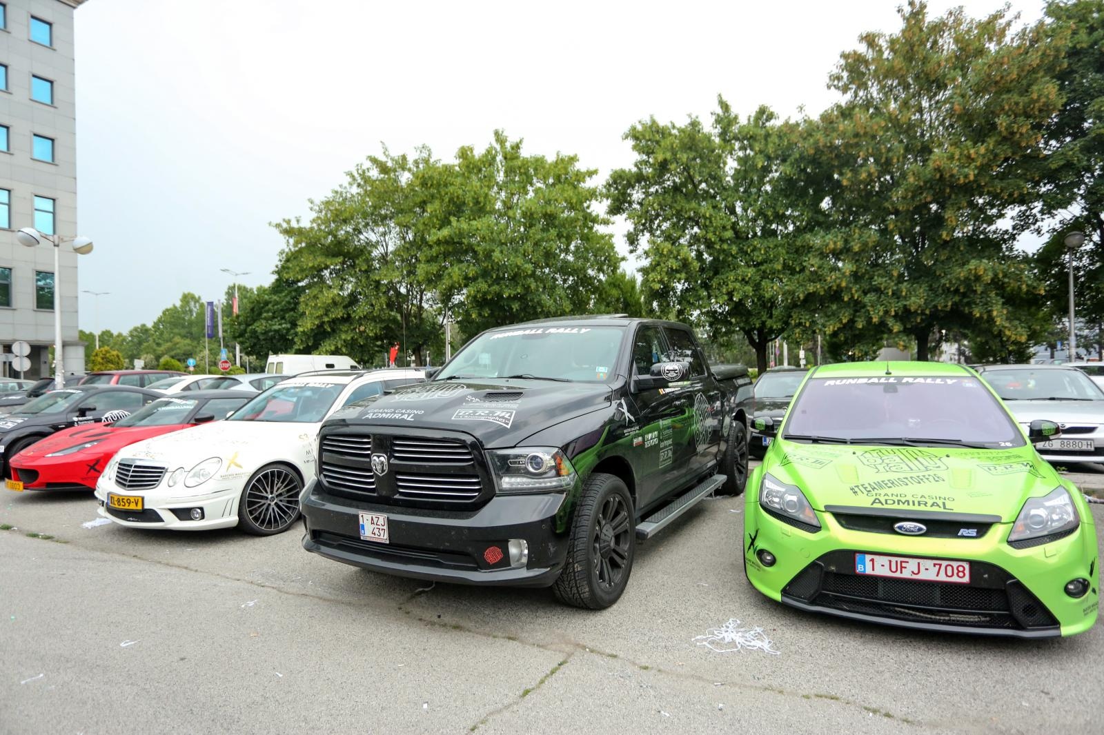 Zagreb: 40 sportskih automobila na Runball Rallyju ispred hotela Admiral