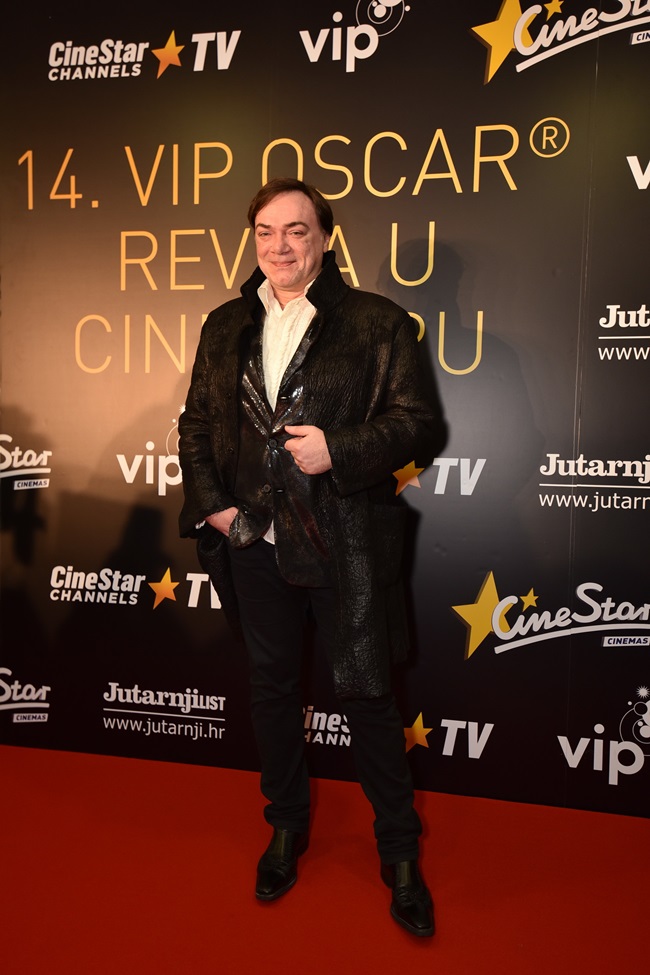 Hrvatski dizajneri odjenuli poznate dame za red carpet premijeru filma “Oblik vode” Hrvatski dizajneri odjenuli poznate dame za red carpet premijeru filma “Oblik vode”