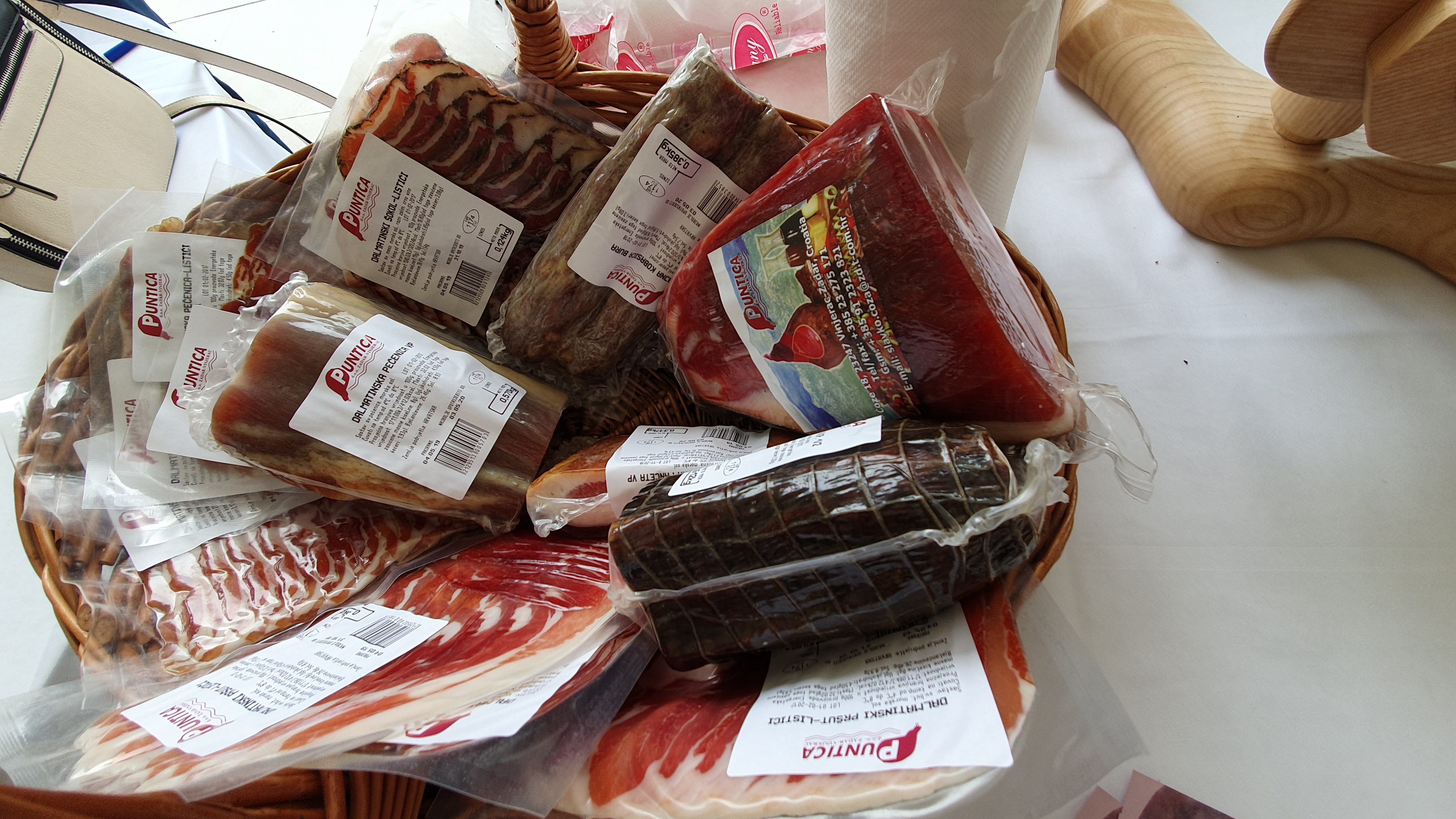 LAG Bura organizirala sajam “Ruralni okusi” LAG Bura organizirala sajam “Ruralni okusi”