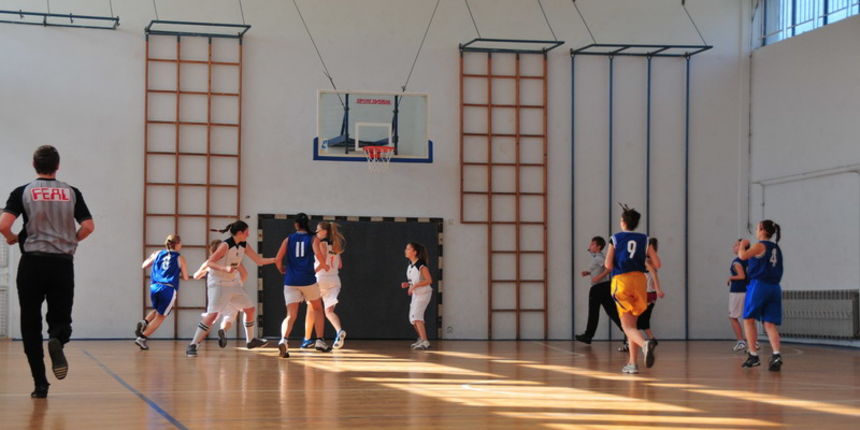 Prvenstvo srednjih skola u kosarci: Ekonomska – Privatna gimnazija, Foto. Ivan Dilber
