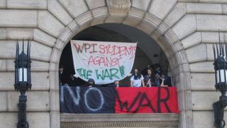 Image 1182971 (auto) Image 1182971 (auto)