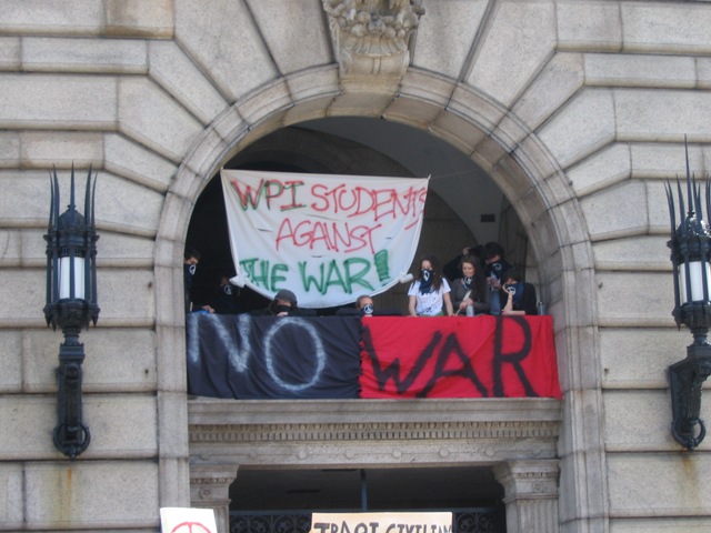 Image 1182971 (auto) Image 1182971 (auto)