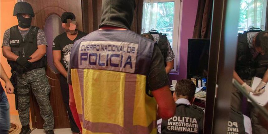 Image 379919 (auto) Image 379919 (auto)