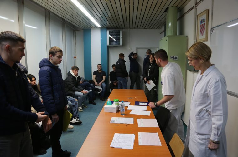 temeljno vojno osposobljavanje morh vojnici rocnici