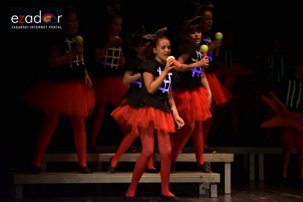 U HNK Zadar održana kazališna revija predstava Udruge “Igrajmo se” U HNK Zadar održana kazališna revija predstava Udruge “Igrajmo se”