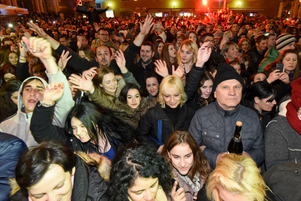 Spektakularni doček Nove 2017. godine na zadarskom Popuotoku Spektakularni doček Nove 2017. godine na zadarskom Popuotoku