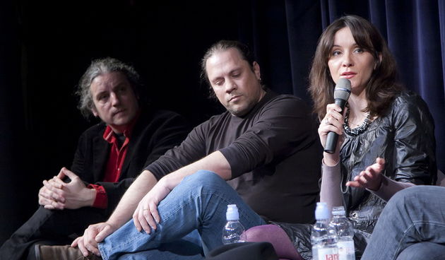 Split 230311.
Druga vecer Pricigina, festivala pricanja prica pocela je u splitskom Kazalistu lutaka programom Pisci pricaju. Tema je bila korupcija, a uz domacina Patriciju Vodopiju gostovali su
Maja Hrgovic, Tanja Mravak, Boro Dezulovic, Emir Imamovic P