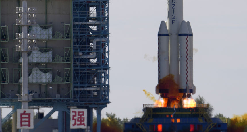 Kina lansirala svemirsku letjelicu s trojicom astronauta: Neće ih biti na Zemlji čak tri mjeseca! Kina lansirala svemirsku letjelicu s trojicom astronauta: Neće ih biti na Zemlji čak tri mjeseca!