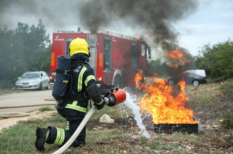 zurne sluzbe pozar ilustracija
