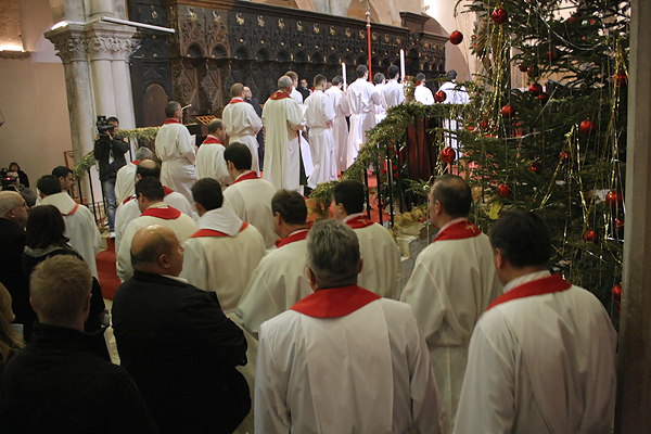 Image 1038703 (auto) Image 1038703 (auto)