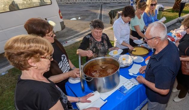 Svečano otvoren 11. biogradski Gastro stol. Photo. Dino Stanin/PIXSELL