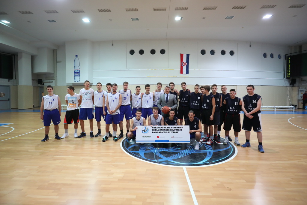 Utakmicom Pomorske i Tehničke škole otvorena košarkaška liga srednjih škola Zadarske županije Utakmicom Pomorske i Tehničke škole otvorena košarkaška liga srednjih škola Zadarske županije