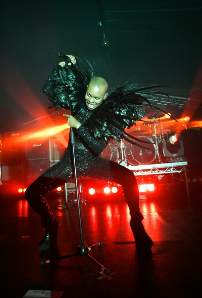 Zagreb, 050711.
Aquarius, Jarun.
Britanska rock grupa Skunk Anansie u klubu Aquarius odrzala je drugi koncert u Zagrebu u godini dana.
Foto: Tomislav Kristo / CROPIX