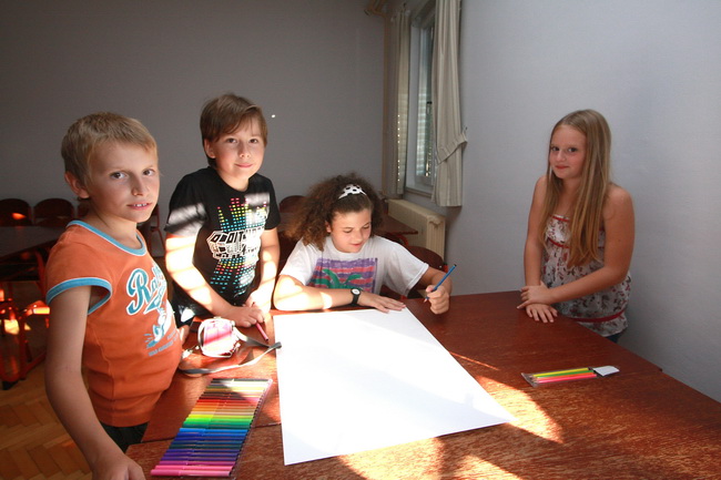 Zemlja bez granica 2010: radionica Kamera ide akcija foto: Angelo Virag Zemlja bez granica 2010: radionica Kamera ide akcija foto: Angelo Virag