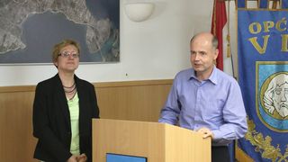 Delegacija Južnomoravske regije u posjeti otoku Viru Delegacija Južnomoravske regije u posjeti otoku Viru