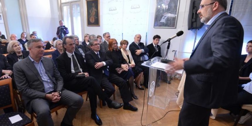 Svecana sjednica Drustva hrvatskih knjizevnika u povodu Dana hrvatske knjige i 115. rodjendana Drustva hrvatskih knjizevnika. Tedi Lusetic. Photo: Marko Lukunic/PIXSELL
