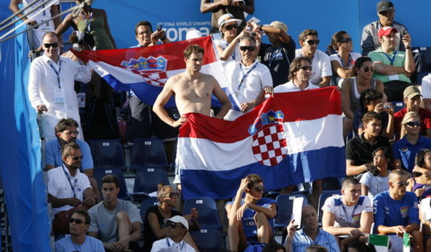 Rim, 010809. 
13 Svjetsko prvenstvo prvenstvo Rim 2009. 
Finale 50 metara slobodno.
Na fotografiji: Kozulj predvodio navijace.
Foto: Vladimir Dugandzic / CROPIX