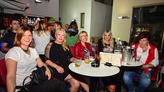 Klapa Contra oduševila u Teatro Baru i Zlatnom kutiću. Foto: Iva Perinčić Klapa Contra oduševila u Teatro Baru i Zlatnom kutiću. Foto: Iva Perinčić