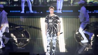 Image 379361 (auto) Image 379361 (auto)