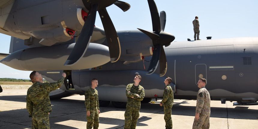 Američka posada MC-130 stigla u vojnu bazu Zemunik