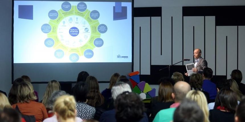 Zagreb – Hrvatski klaster kreativnih i kulturnih industrija i Hrvatska udruga poslodavaca – Koordinacija kreativnih i kulturnih industrija u Muzeju suvremene umjetnosti predstavili su zajednicki projekt Kreativna Hrvatska – Kreativna i kulturna industrija Zagreb – Hrvatski klaster kreativnih i kulturnih industrija i Hrvatska udruga poslodavaca – Koordinacija kreativnih i kulturnih industrija u Muzeju suvremene umjetnosti predstavili su zajednicki projekt Kreativna Hrvatska – Kreativna i kulturna industrija