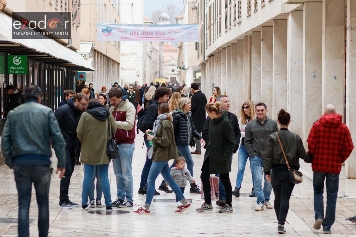 Đir po gradu, subotnja špica 31. ožujka 2018. Đir po gradu, subotnja špica 31. ožujka 2018.